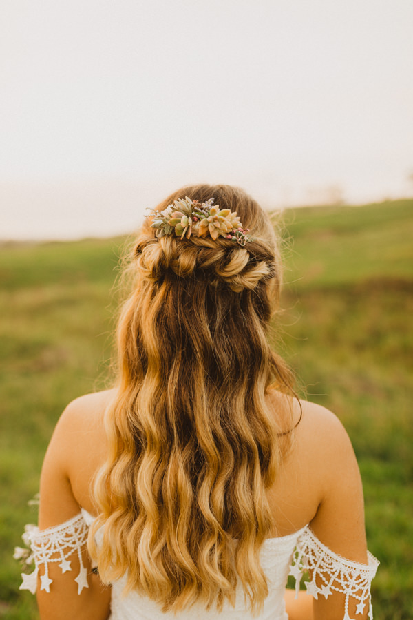 succulent hair piece bride 