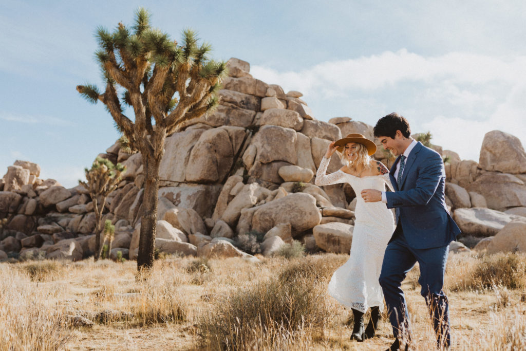 couple elope in Joshua Tree just the two of them. Pros and Cons of eloping solo vs. eloping with family.