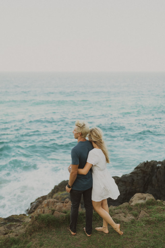 what to wear for couples session by the ocean